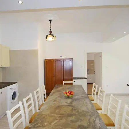 Studio Fur 10 Personen In Pula, Istrien Istrische Riviera Apartment *